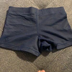 Lululemon shorts size 2